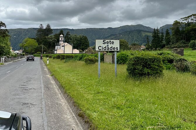 4x4 Half Day - Sete Cidades Tour - What’s Included and What to Bring