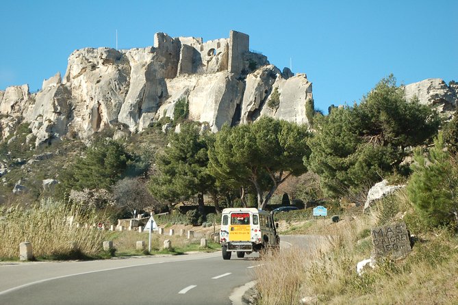 4x4 safari - 4h Alpilles Provence - Departure from Arles - Pacing, Group Size, and Overall Experience