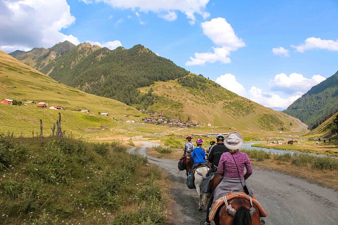 5-Day Horse Riding Tour in Caucasus - Day 4: Crossing Atsunta Pass at 3500 Meters and Visiting Shatili
