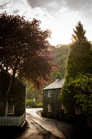 5-Day York, Lake District & Hadrian's Wall Tour from Edinburgh - Visiting the Yorkshire Dales and Its Wildlife