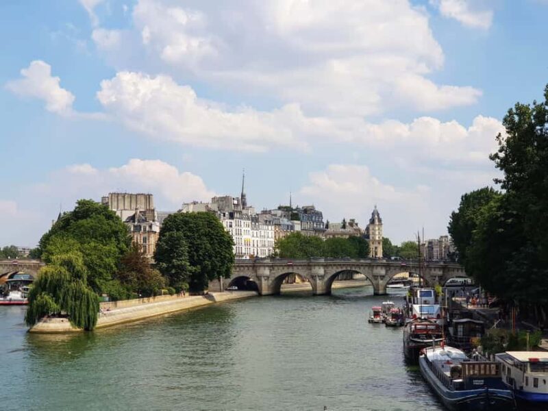 5 Days in Paris: Guided Trip (Complete Package) Shared Room - Day 3: Elegance on the Rive Droite and Jazz Night