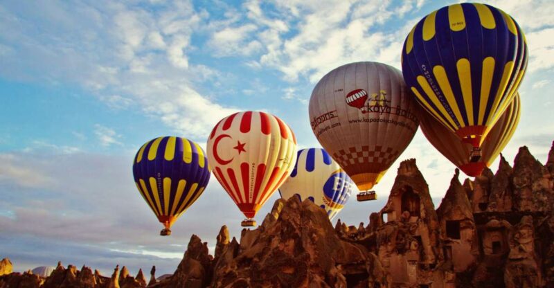 5 Days Istanbul to Cappadocia by Plane + Hot air Balloon - Key Points