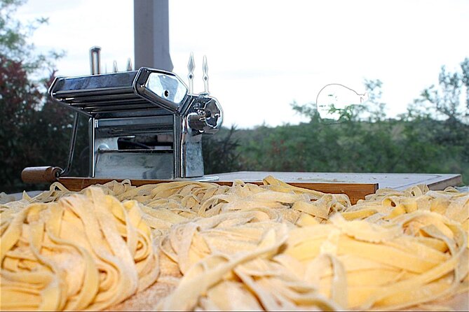 5 hour cooking class with traditional food - Discover Authentic Tuscan Cooking in San Gimignano