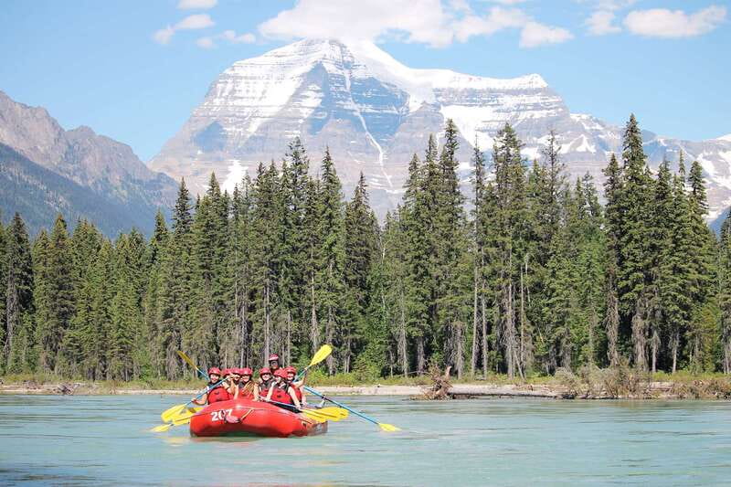 5-Hour Fraser River Rafting in Jasper National Park - Guides and Safety Measures