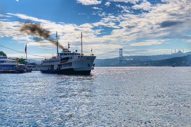 5-Hours Private Luxury Yacht for Bosphorus Cruise in Istanbul - The Flexibility of the Swimming Break Option