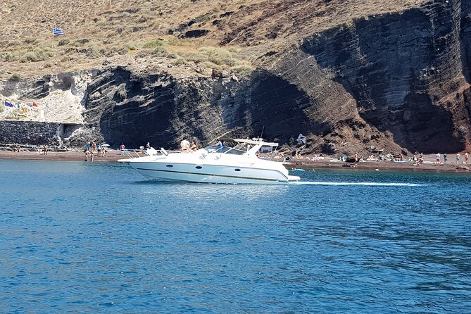 5 Hours Santorini Private Luxury Cruise with BBQ and Drinks - Cruising the Caldera Cliffs and Village Views