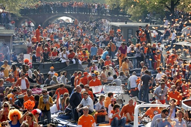 5 hrs Golden Age Amsterdam Private Walking Tour With Local Guide - The Chinatown and the Fo Guang Shan Temple