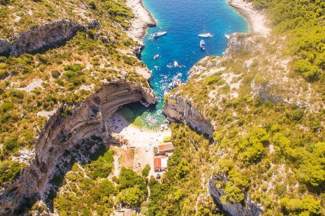 5 islands Private Boat Tour:Blue Cave,Hvar&Pakleni islands - Visiting the Blue Cave on Bievo Island