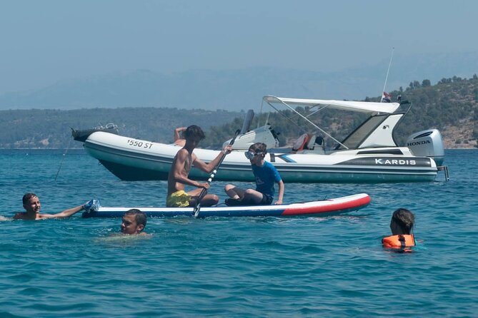 5 islands Private Boat Tour:Blue Cave,Hvar&Pakleni islands - Charm of the Fishing Village at Komiza