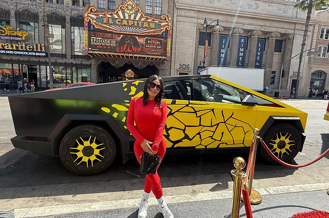 50min Driving Tour: Explore Hollywood in Cybertruck - Highlights of the Hollywood Walk of Fame and Hollywood Hills