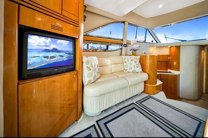 55ft 1 Hour FREE Miami Yacht Rental 3 to 6 Hours 13 People - Final Thoughts on the 55ft Miami Yacht Rental