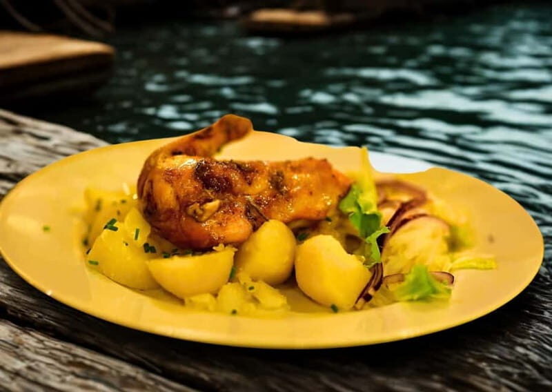 5h All-in SUMMER Tour River Cruise, Castle, Lunch & Treats - Discover the 5-Hour All-in SUMMER Tour in eský Krumlov