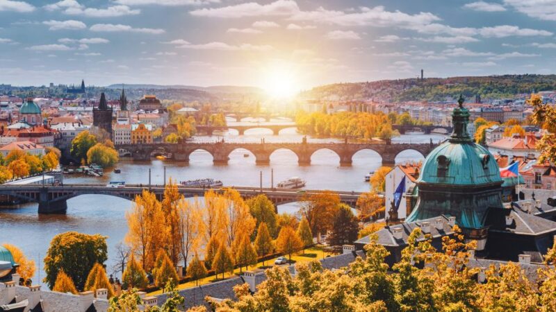 5h Prague City Highlights Tour, Local Lunch & Snack Incl. - Why This Tour Stands Out Among Others