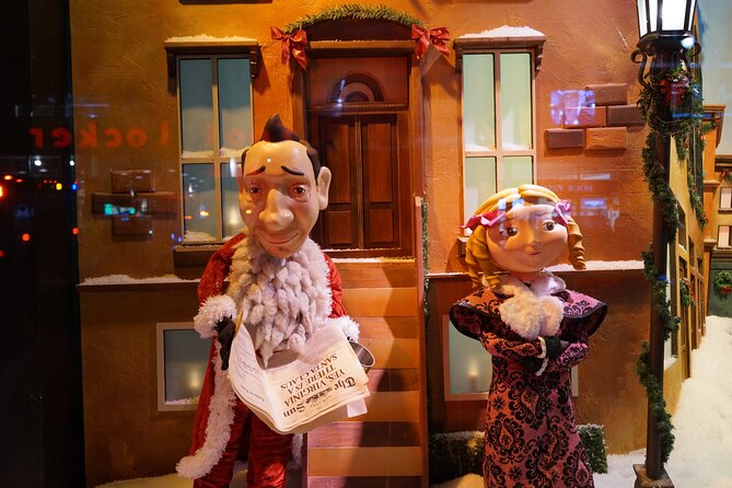 5th Ave Holiday Lights Walking Tour with Rockefeller Tree - Visiting the New York Public Library and Its Holiday Lions