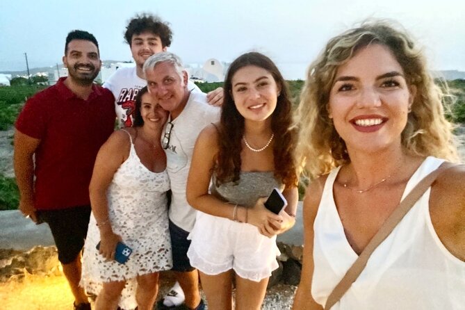 6-hour Best of Santorini Sightseeing Guided Tour - Admiring the Akrotiri Lighthouse