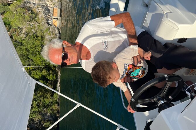 6 hour boat tour with captain on Lake Como - Menaggio’s Scenic Charm and Historic Atmosphere