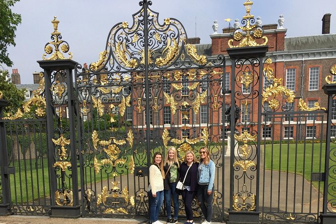 6 hour London Private Tour, with your own Black Cab Tour Guide - Parliament, Westminster Abbey, and the Heart of British Politics