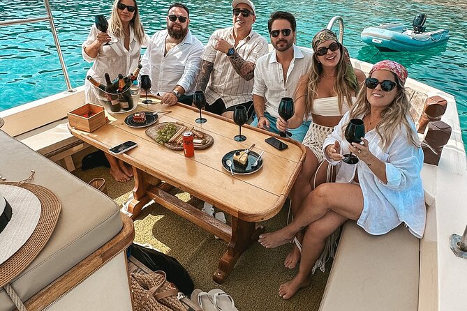 6 Hour Private Cruise in Mykonos with Food and Drinks - Key Points