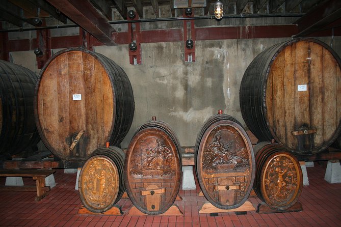 6-Hour Private Limousine Wine Country Tour of Napa or Sonoma - From the Scenic Vineyards to the Personalized Service