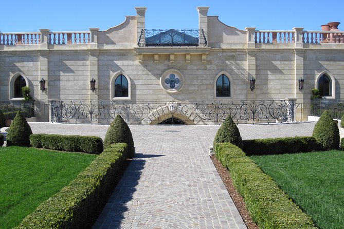 6-Hour Private Wine Country Tour of Napa in Crossover SUV (up to 6 people) - Meet Your Expert Chauffeur and Guide