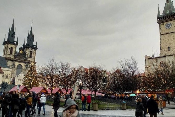 6 hours Prague Christmas Market Private tour by car - Discovering the Majesty of Prague Castle