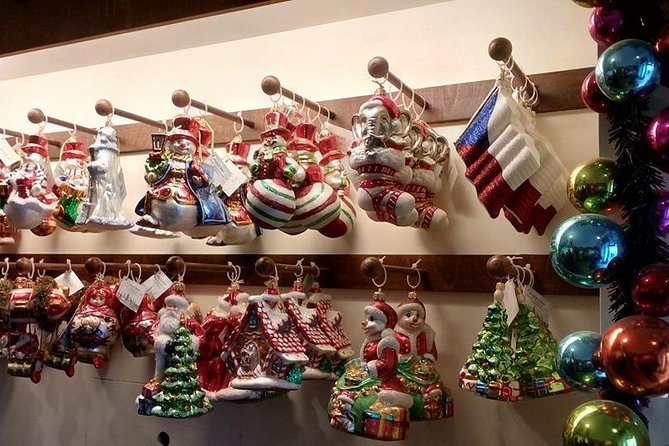 6 hours Prague Christmas Market Private tour by car - Visiting Loreta Praha and Its Baroque Splendor