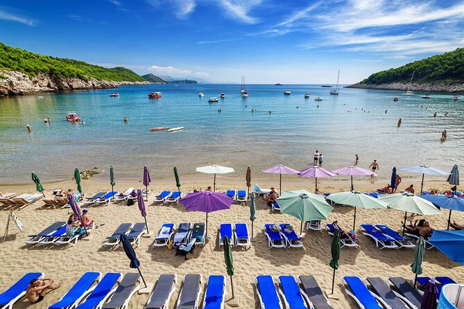 6 Hours Private Boat Island Tour with free drinks - Lunch in Sudurad with a View