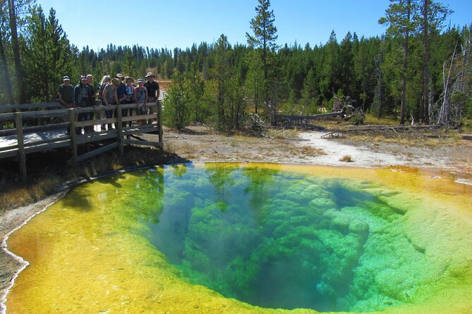 6-Mile Geyser Hiking Tour in Yellowstone with Lunch - The Guides Expertise and Educational Approach