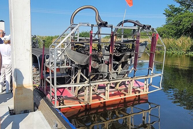 60 min. Everglades Airboat ride & pick-up ,small group +pro guide - The Guide’s Expertise and Friendly Approach