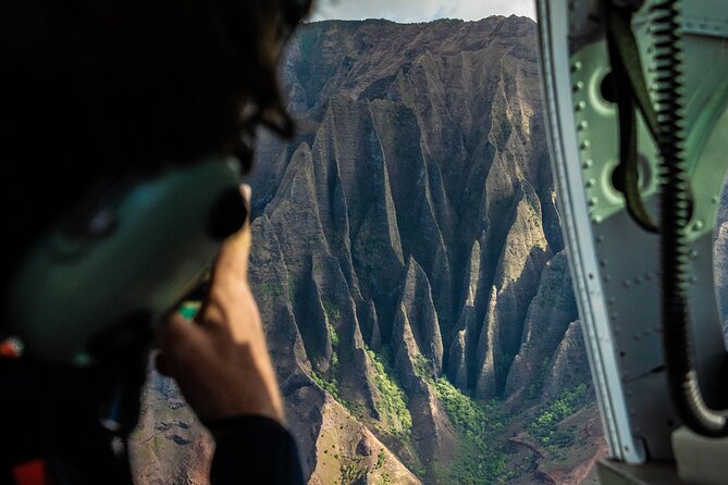 60-Minute Guided Doors-Off Helicopter Tour in Kauai - Key Points
