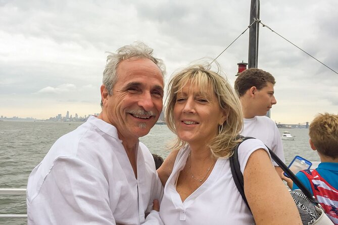 60-Minute Statue of Liberty Sightseeing Cruise - The Onboard Experience and Commentary
