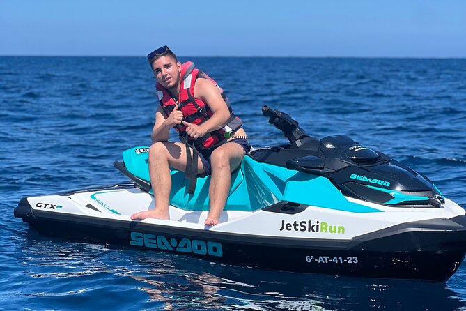 60 Minutes of Jet Ski Adventure on the Coast of Murcia - Logistics: Meeting Point and Group Size