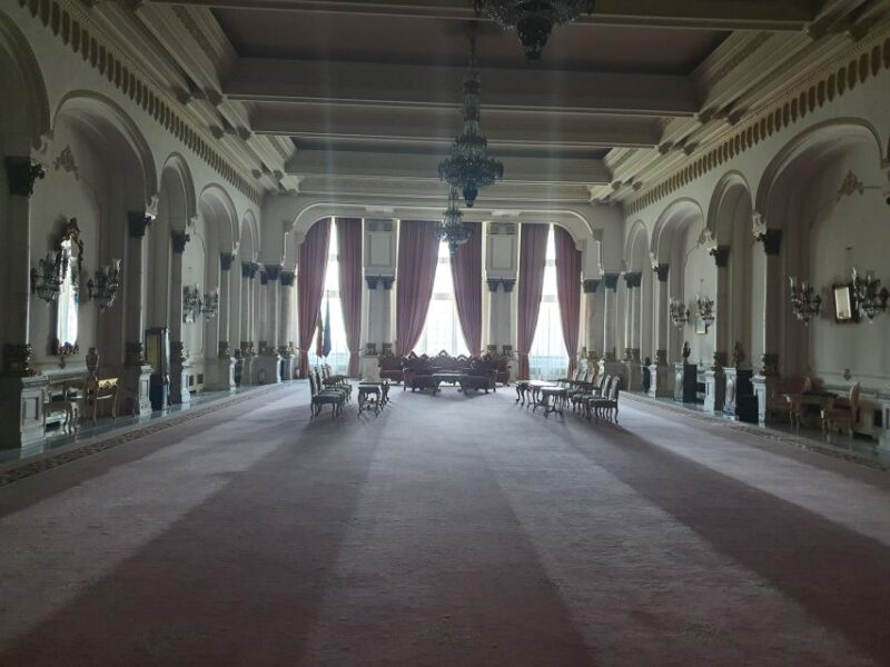 6h Communism Tour in Bucharest with Ceausescu Mansion - Tour Logistics and Practical Details