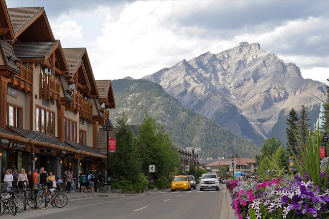 7 Day Alberta and Rockies Tour from Calgary - Explore the Alberta Rockies on a 7-Day Scenic Tour from Calgary