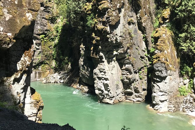 7-Day Small Group Tour: Canadian Rockies and National Parks - The Icefields Parkway and Glacier Adventures