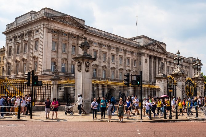 7 Day Tour Exploring England and Scotland starting from London - Edinburgh Castle and Scottish Heritage