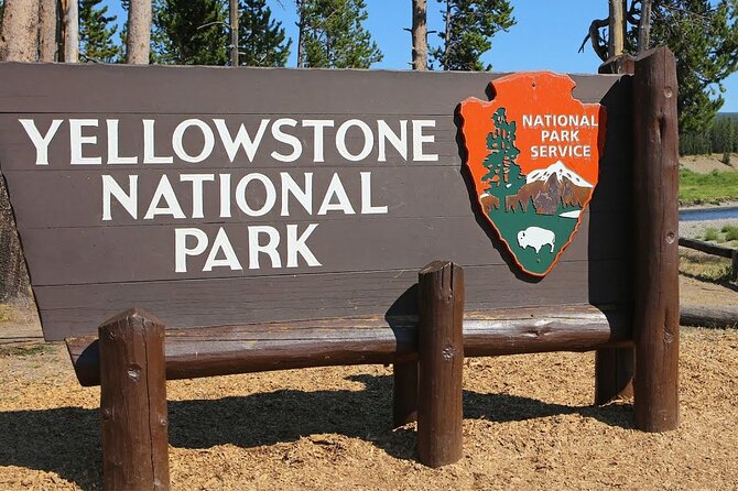 7 -Day Tour from Las Vegas to Yellowstone National Park - Final Day in Las Vegas with Iconic Stops
