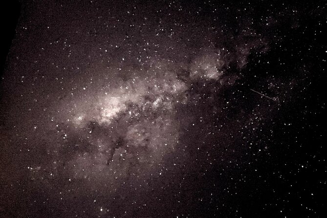 7 Magic Mountains & Death Valley Stargazing Premium Tour - Visiting Seven Magic Mountains: Art in the Desert