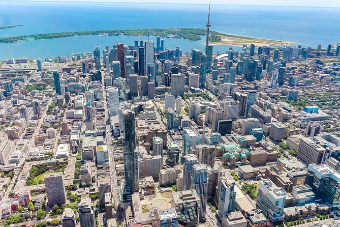 7-Minute Helicopter Tour over Toronto - What the Helicopter Tour Offers from Above Toronto