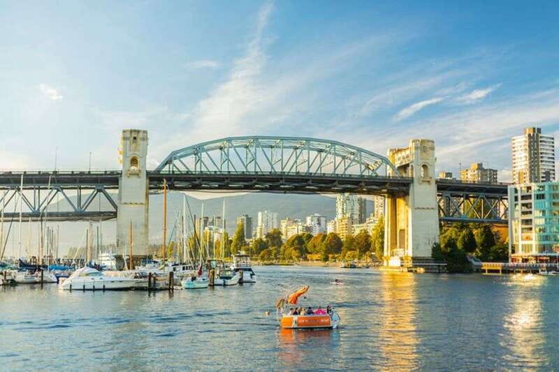7hr Private Sightseeing Tour-Vancouver City (fr YVR/Cruise) - Strolling through Vancouver’s Historic Gastown District