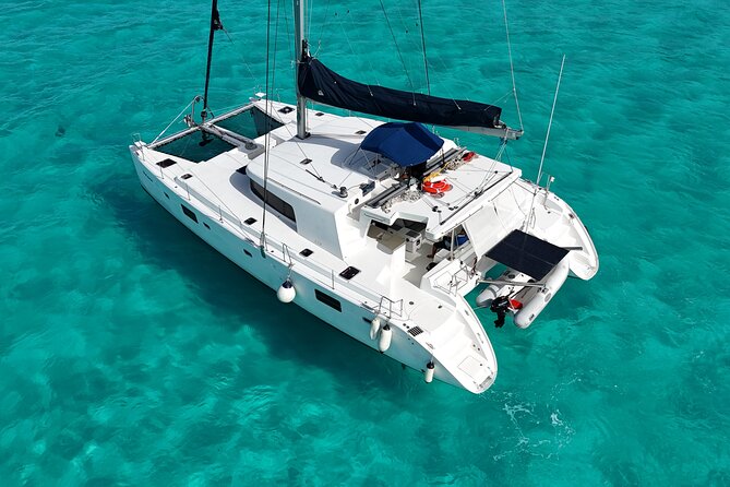 7hrs/60ft Luxury Catamaran Private Charter Cancun to Isla Mujeres - One Hour Free Time to Explore Isla Mujeres