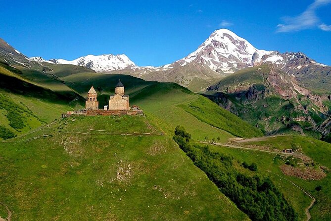 8-Day All About Georgia Tbilisi Guided Tour with Accommodation - A Full Day Exploring Signagi and Bodbe Monastery