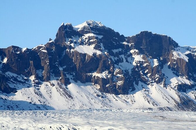 8-Days Northern Lights Exploration Tour from Reykjavík - Glacier and Iceberg Encounters in South Iceland