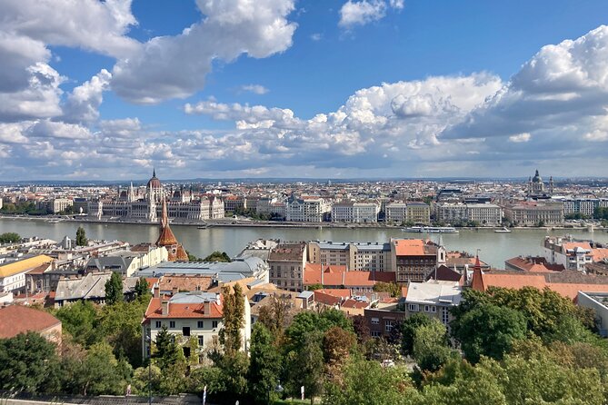 8-hour private Budapest city tour by car / minivan - Exploring Budapest’s Political Heart and the Danube Bridges