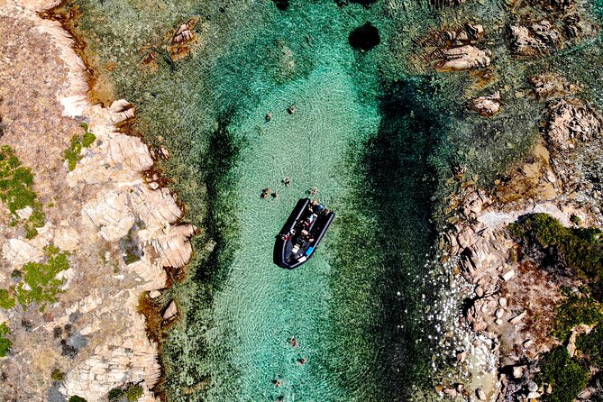 8-hour tour of the La Maddalena Archipelago Ponte VIP - Natural Pools: The Heart of the Archipelago