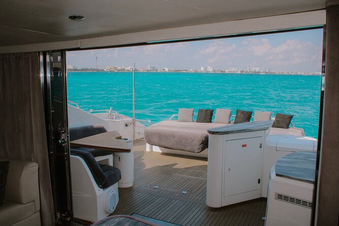 82 Feet Mega Yacht Rental up to 15pax in Cancun - Customization and Additional Services