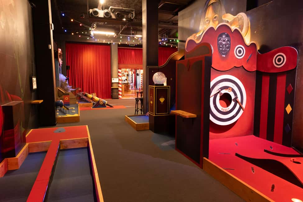 9-hole Crazy Golf in Bordeaux - What’s Included in Your 1-Hour Game