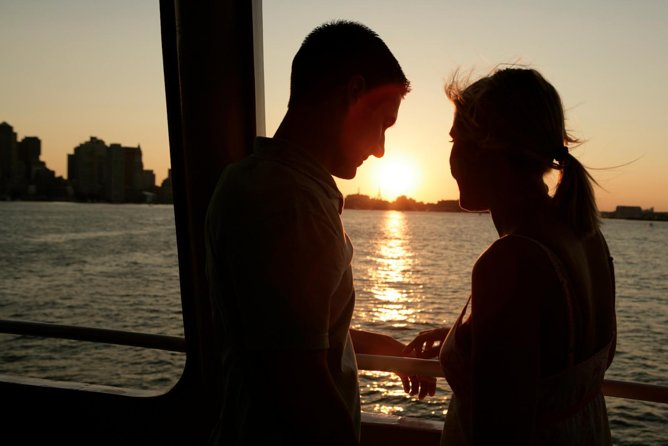 90-Minute Boston Harbor Sunset Sightseeing Cruise - Expert Narration and Historical Insights