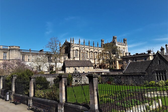 90 Minute Classic Walking Tour of Oxford - Winding Through Magpie Lane to the Heart of Oxford