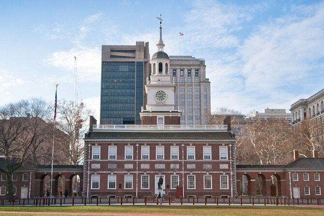 90 Minute History Walking Tour of Old City Philadelphia - Key Points